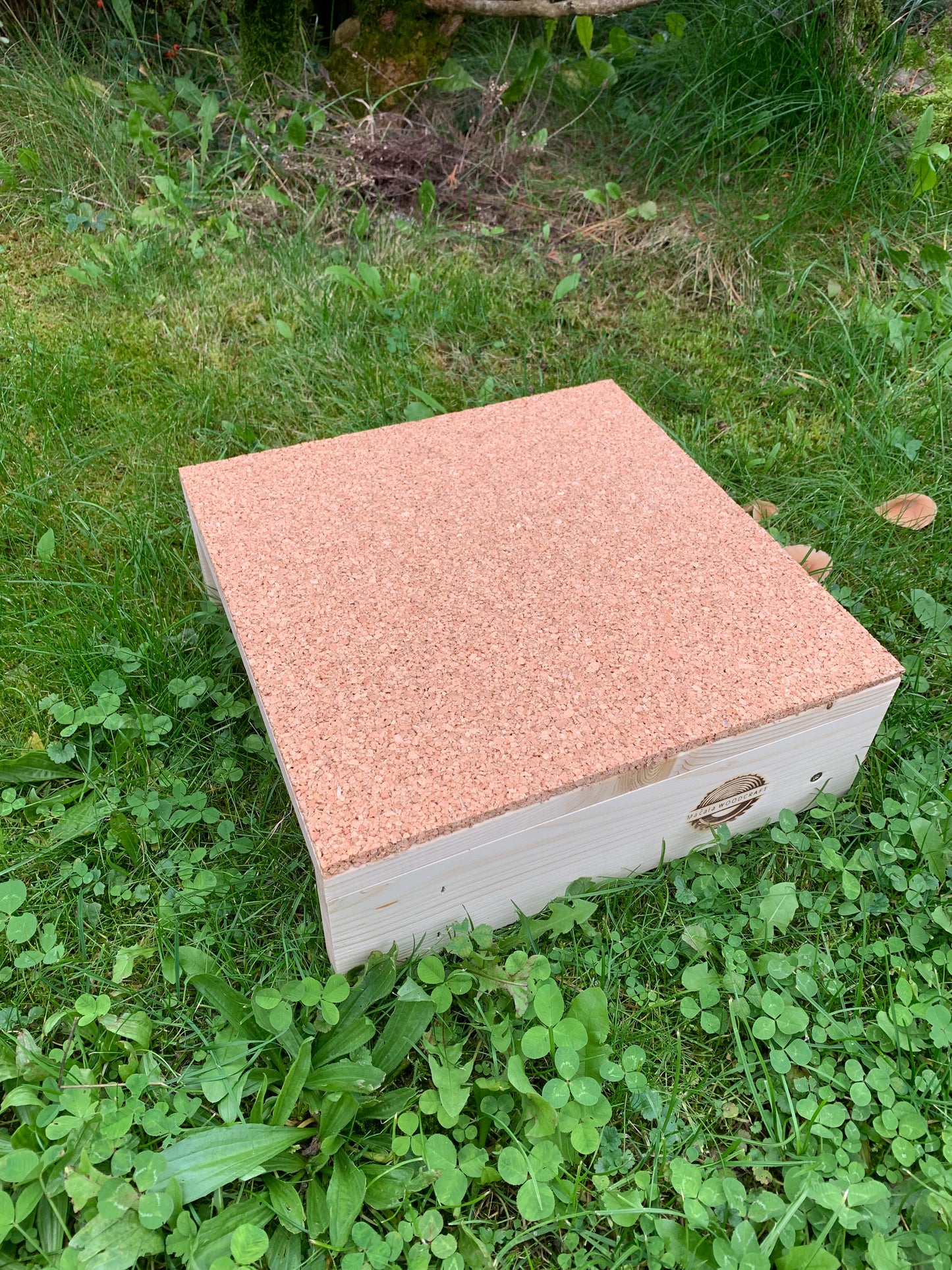 Obedience target 30x30 s ručkou